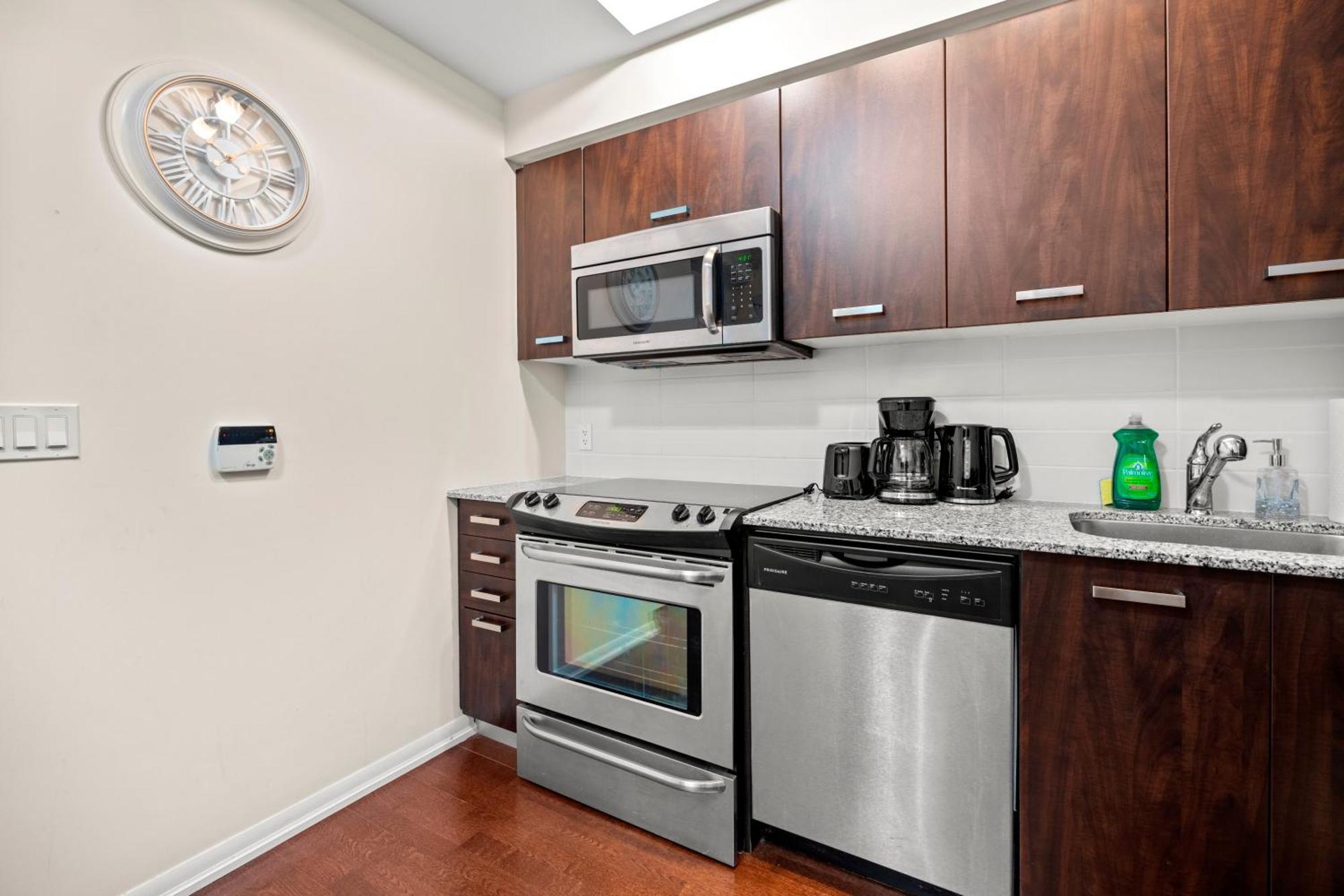 Globalstay. Burano Condos In Downtown Торонто Екстериор снимка