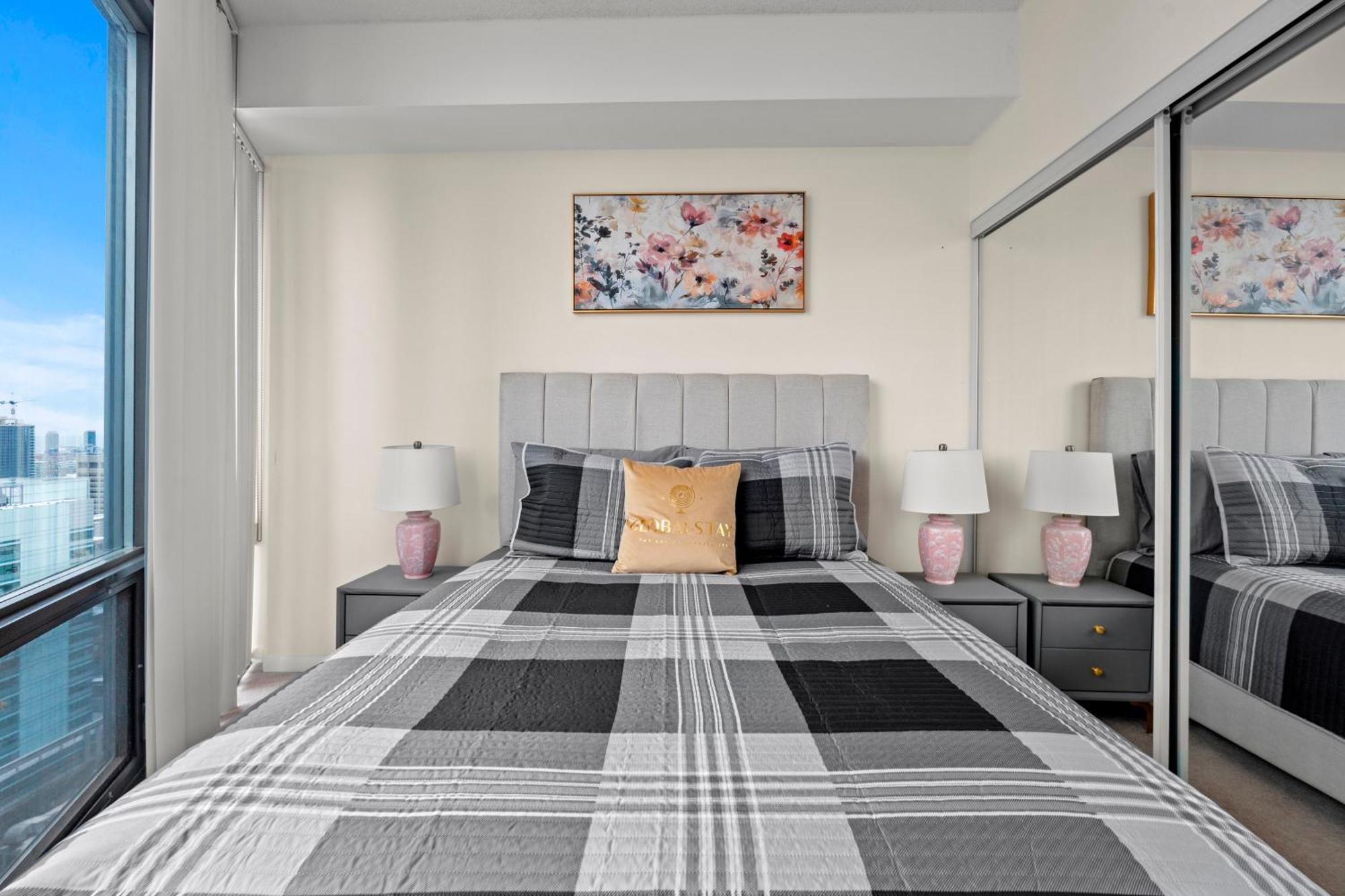 Globalstay. Burano Condos In Downtown Торонто Екстериор снимка